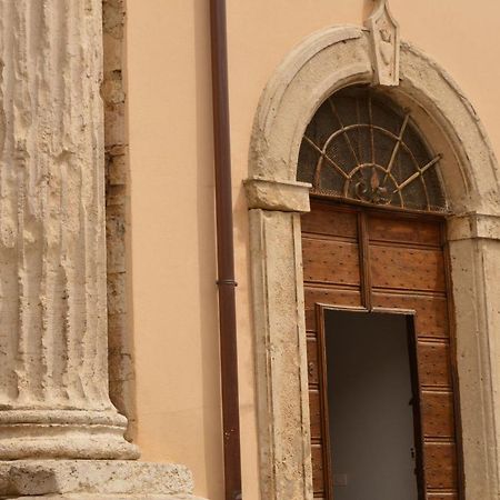 Palazzo Bozzoni Assisi Boutique Apartments Экстерьер фото